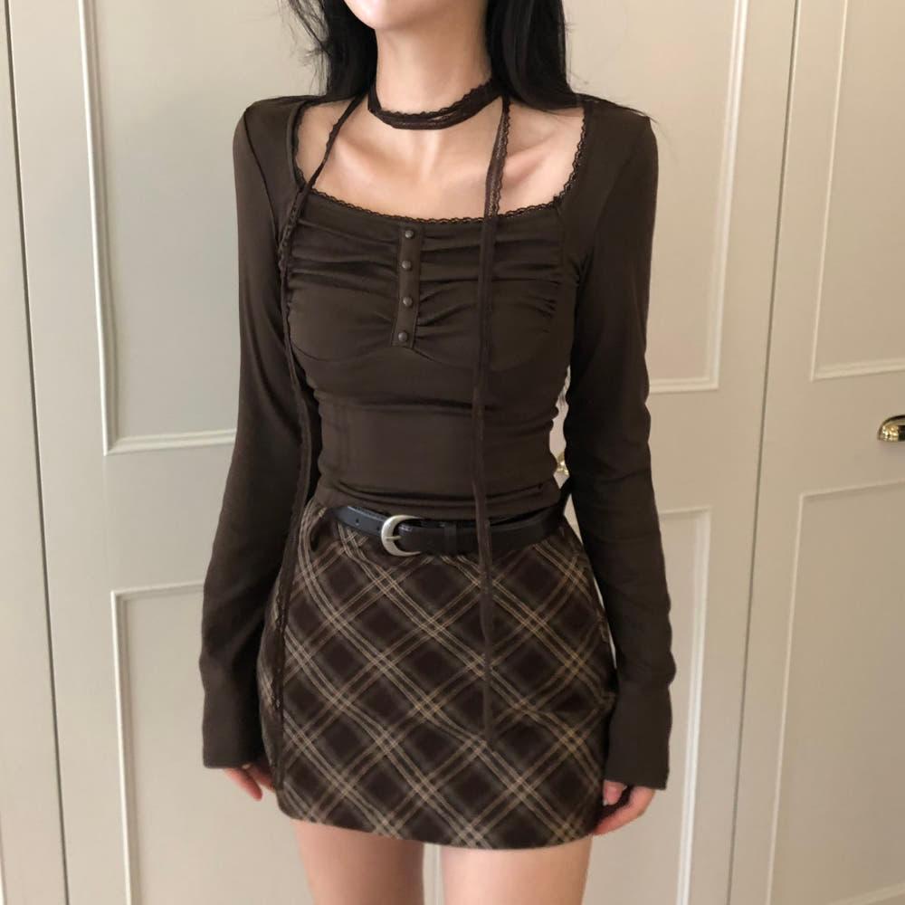 셔링 스퀘어넥 콩단추 스판 긴팔티셔츠