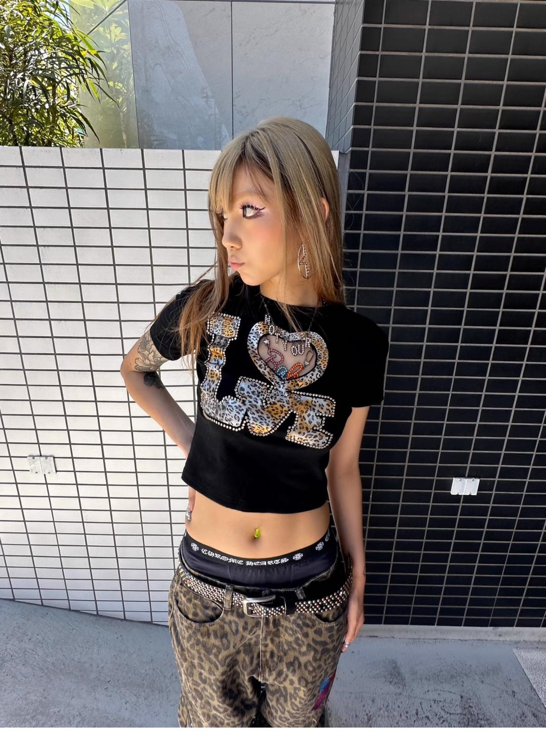 Leopard Printed T-shirt Top