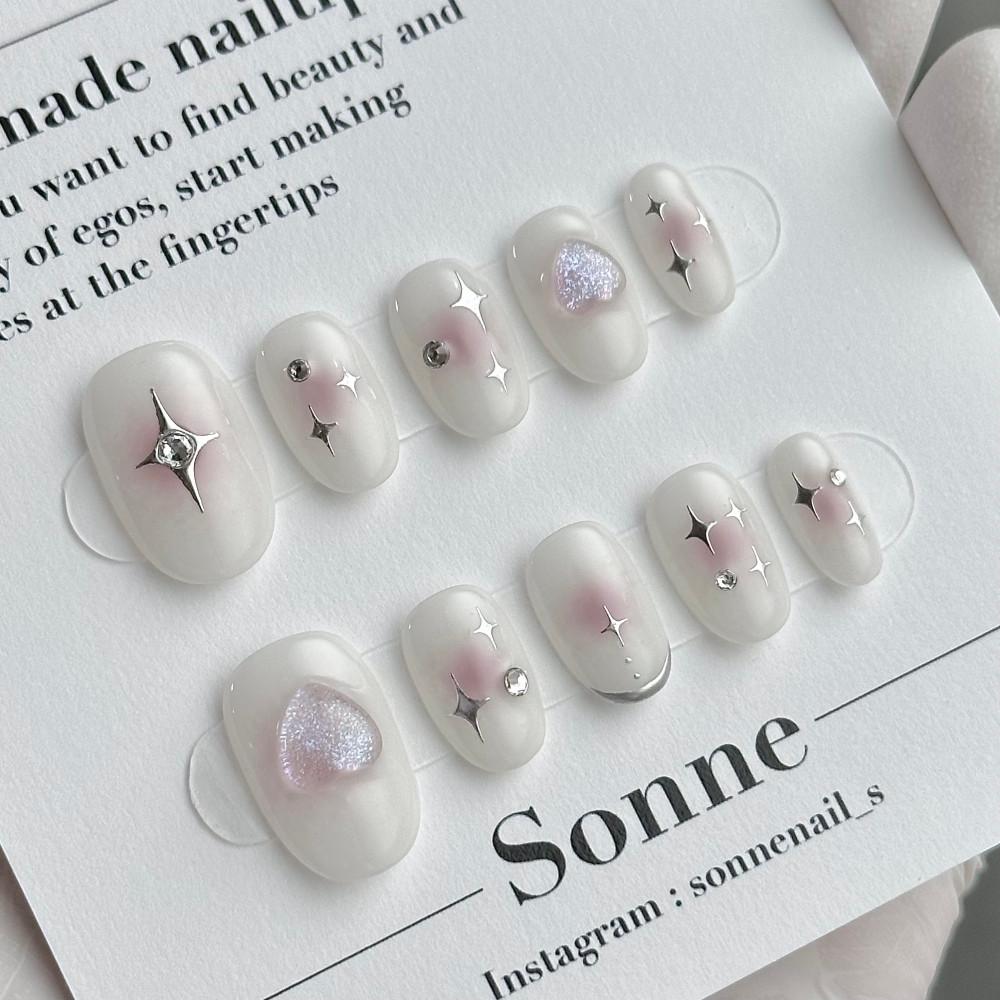 Unique cheek 글리터 하트 파츠 / 실버 글리터 유니크네일 수제네일팁