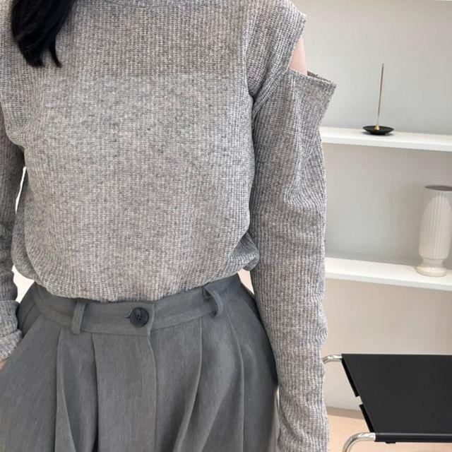 [2컬러] 어깨트임 심플 니트