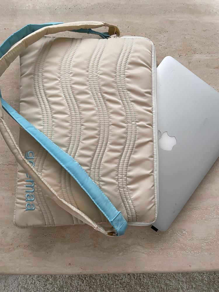 수심 Wavy Susim bag 노트북 가방 15인치 숄더 파우치 맥북 아이패드 스트랩 베이지 백