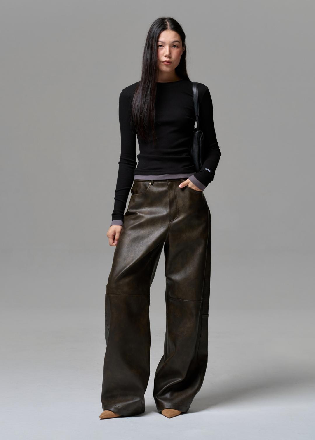 [9/24 예약발송] WOMEN FAUX LEATHER TWO-TONE PANEL PANTS - TOBACCO BROWN