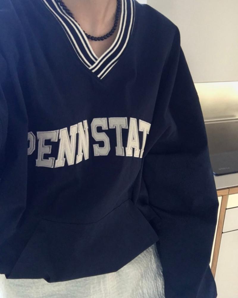 MEETME 미트미 스테이트 레터링 브이넥 웜업 나일론 루즈핏 맨투맨 (2color)