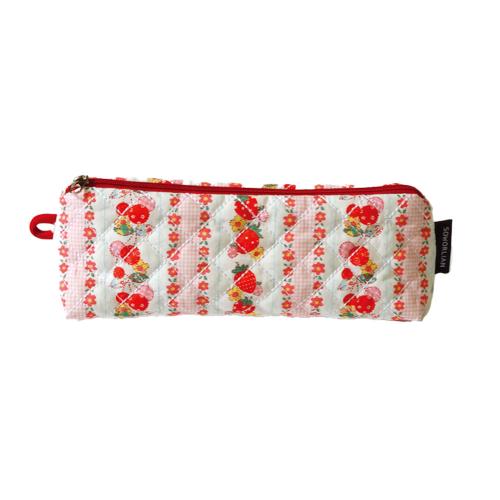 소월리안(SOWORLIAN)  삼각지퍼필통 _ 퀼팅 레드딸기 - 후기 | 무신사