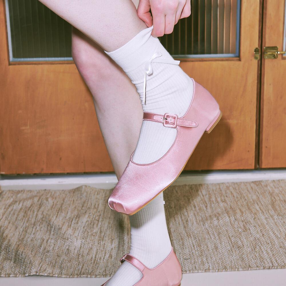 RIBBON POINT SOCKS WHITE