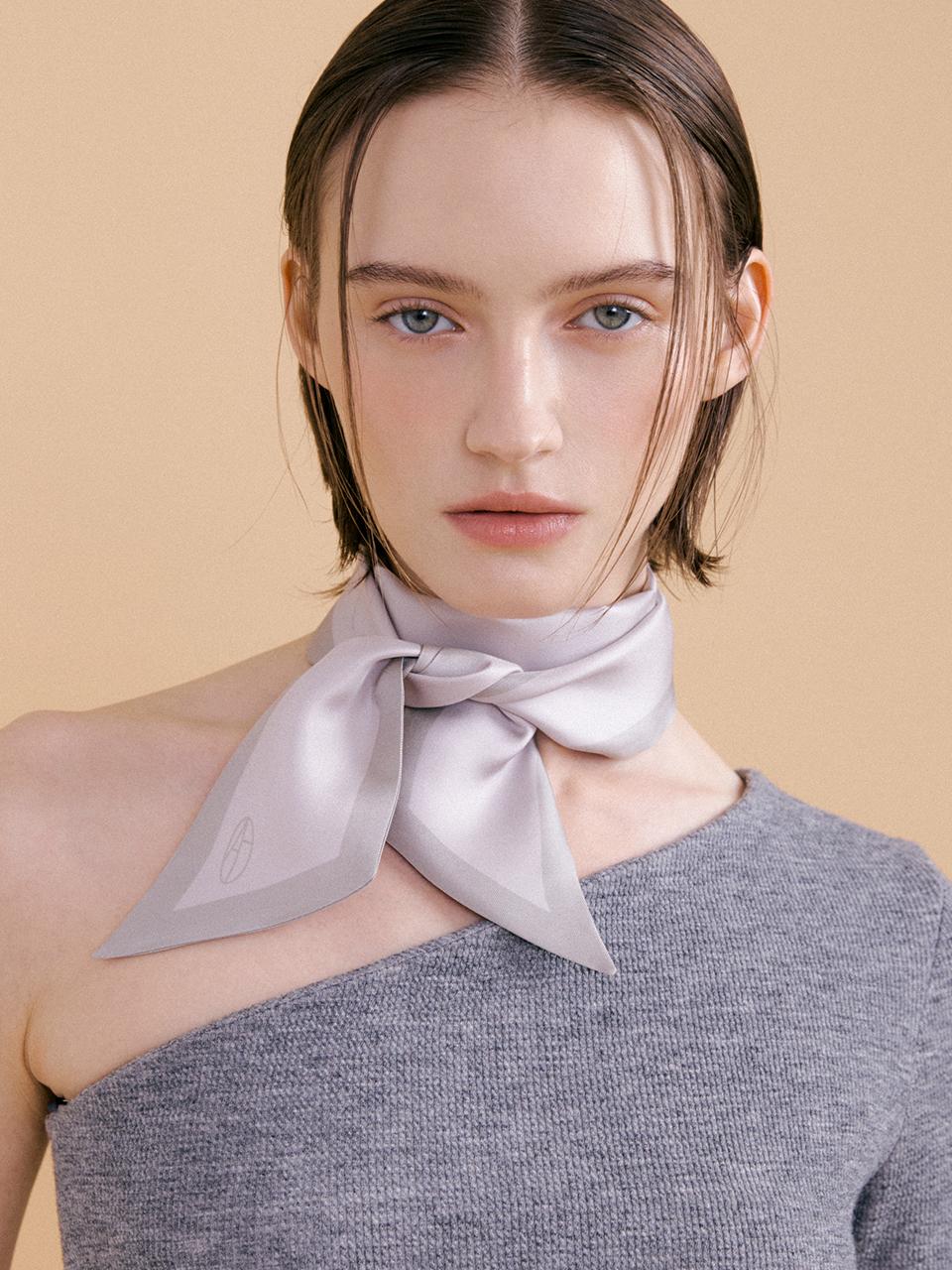 아비나펠르 Long Twilly Silk Scarf - Dove Long Twilly Silk Scarf2