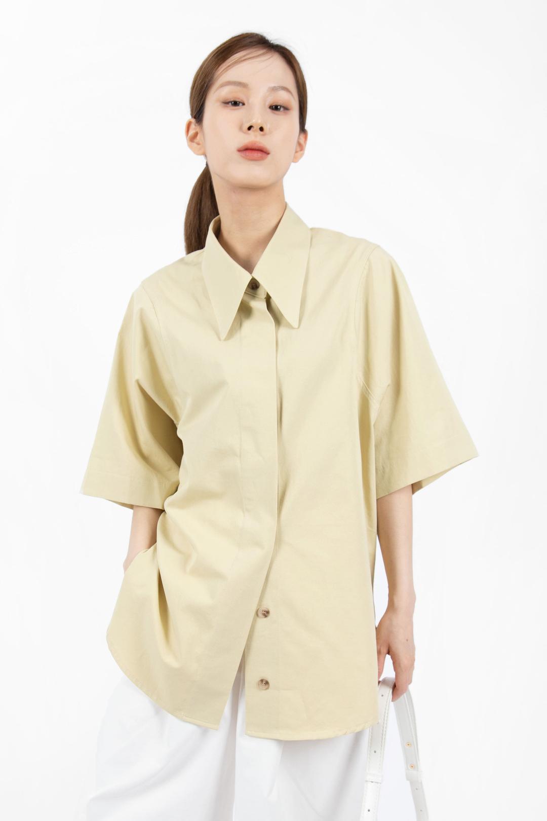 STIFF COLLAR SHIRT