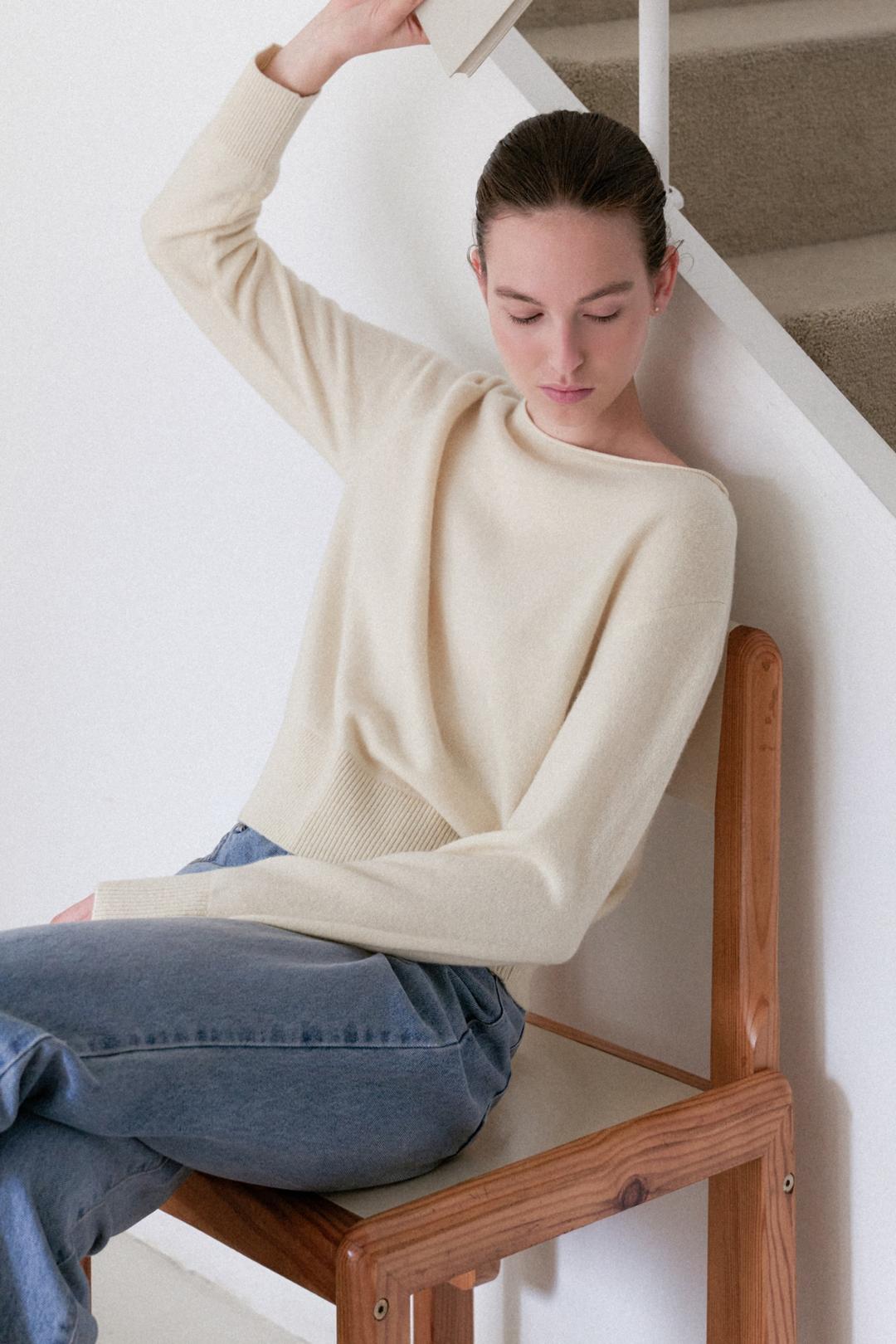 리엔 파인 울 보트넥 니트 (soft yellow)