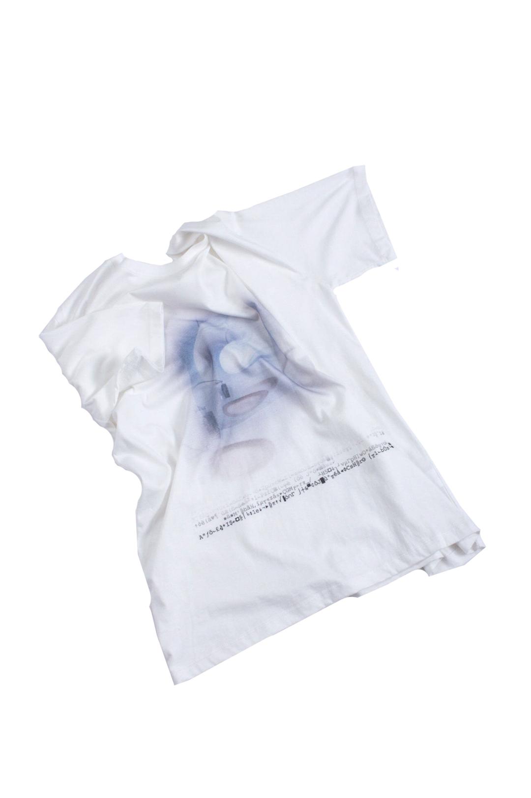 Code Name White T-shirt / Color