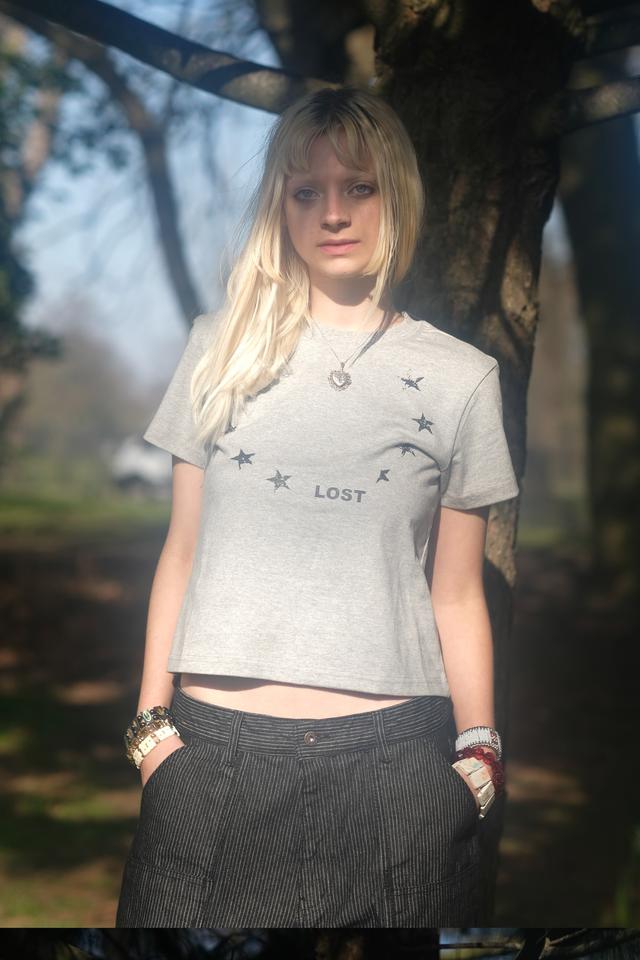 Star Lost T-Shirt Grey Small Fit *4/18 예약 발송