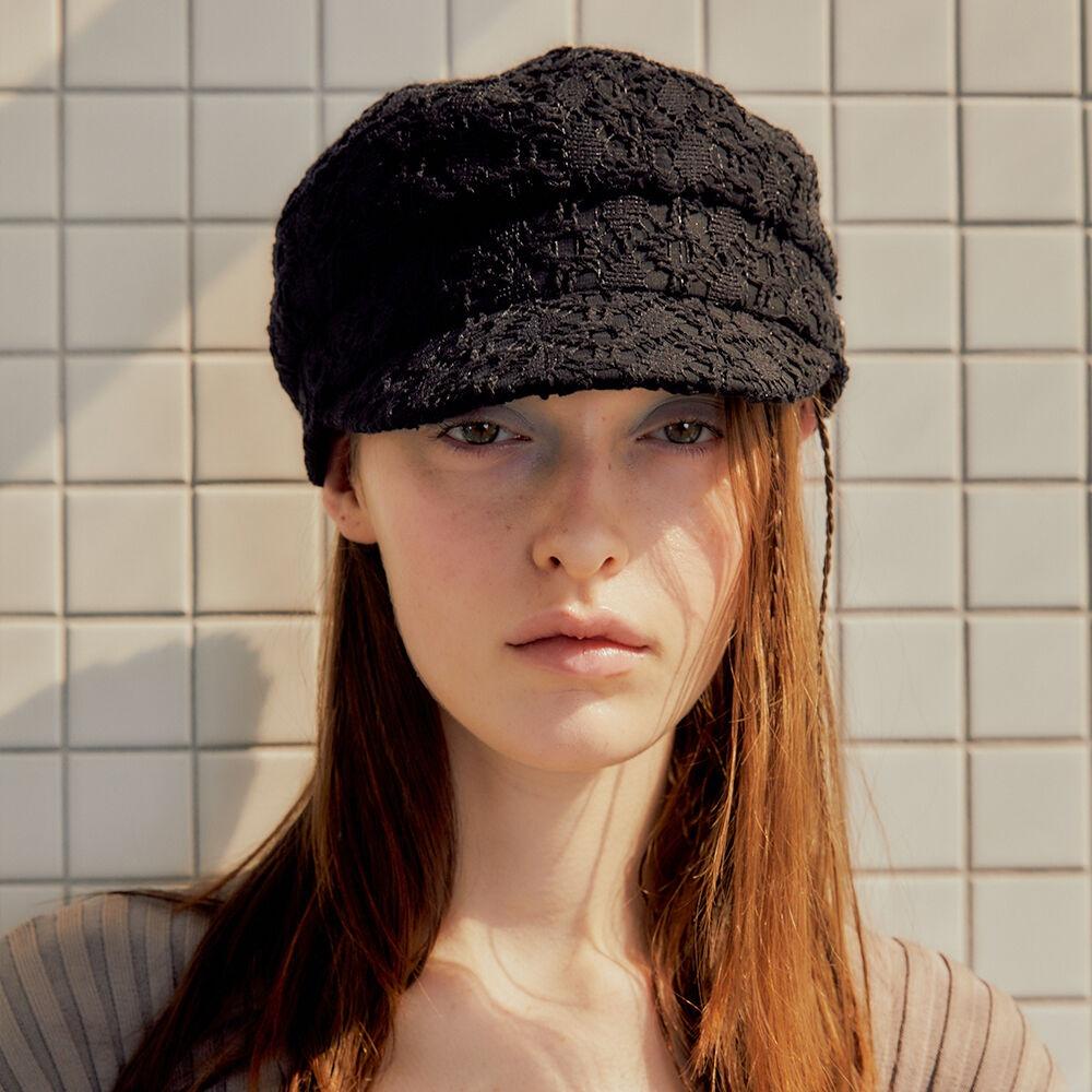 CROCHET NOUVELLE MARGOT HAT IN BLACK