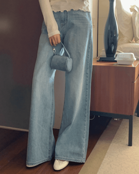 파인땡큐 스푼 와이드데님 1color   데일리룩/러블리/와이드핏/연청데님/봄데님