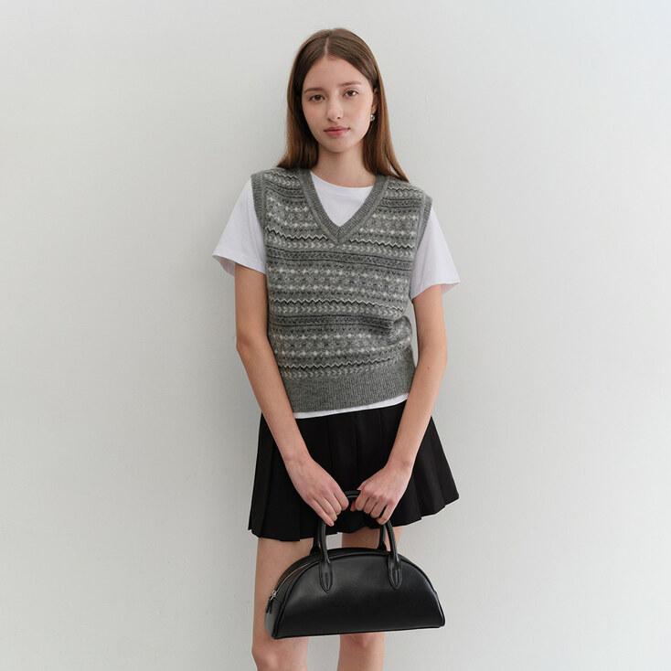 UNISEX CRAFTED V-NECK KNIT VEST GREY_UDSW5C112G2