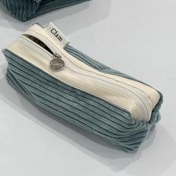 Clam round pencilcase _ Corduroy dolphin