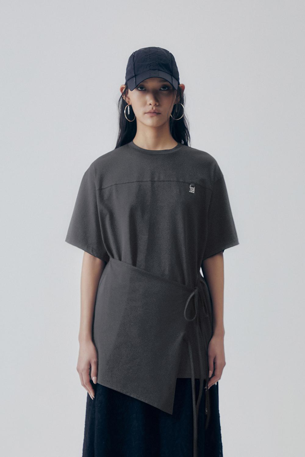 Overlay Tie Detail T-Shirt [ Gray ]