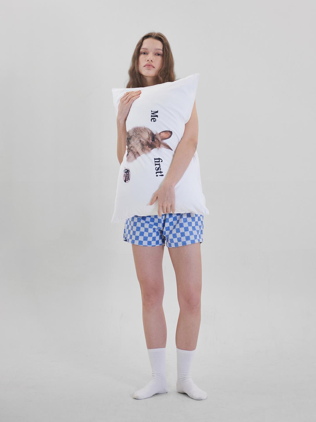 happy rabbit pillow cover (white)