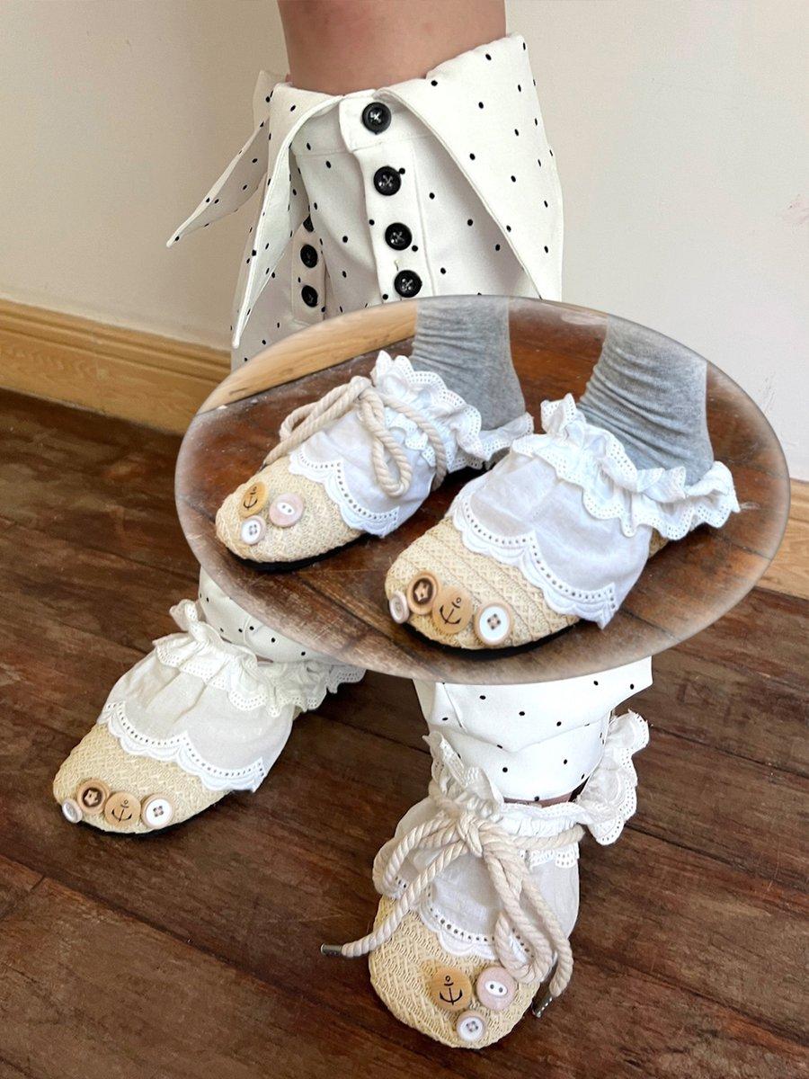 Handmade straw-woven shoes