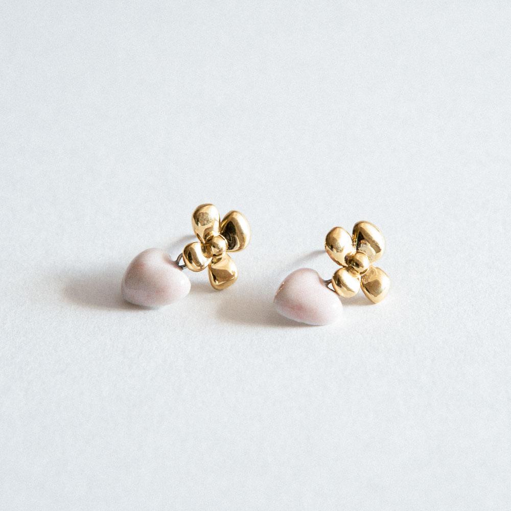 Flower heart earring [DOL pink snow]