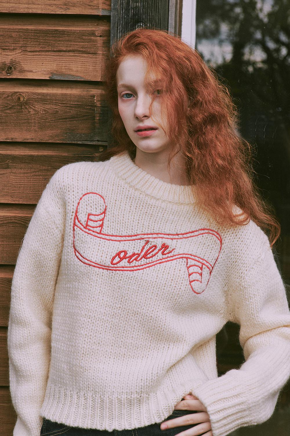 자수 울100 헤비 풀오버-크림