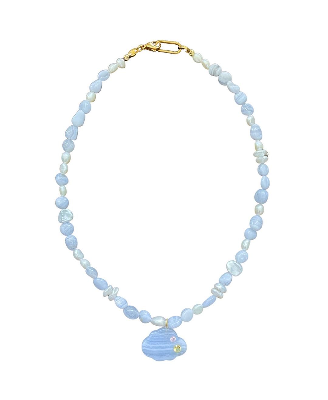 CANDIES BLUE LACE CLOUD PEARLY NECKLACE — N O T T E