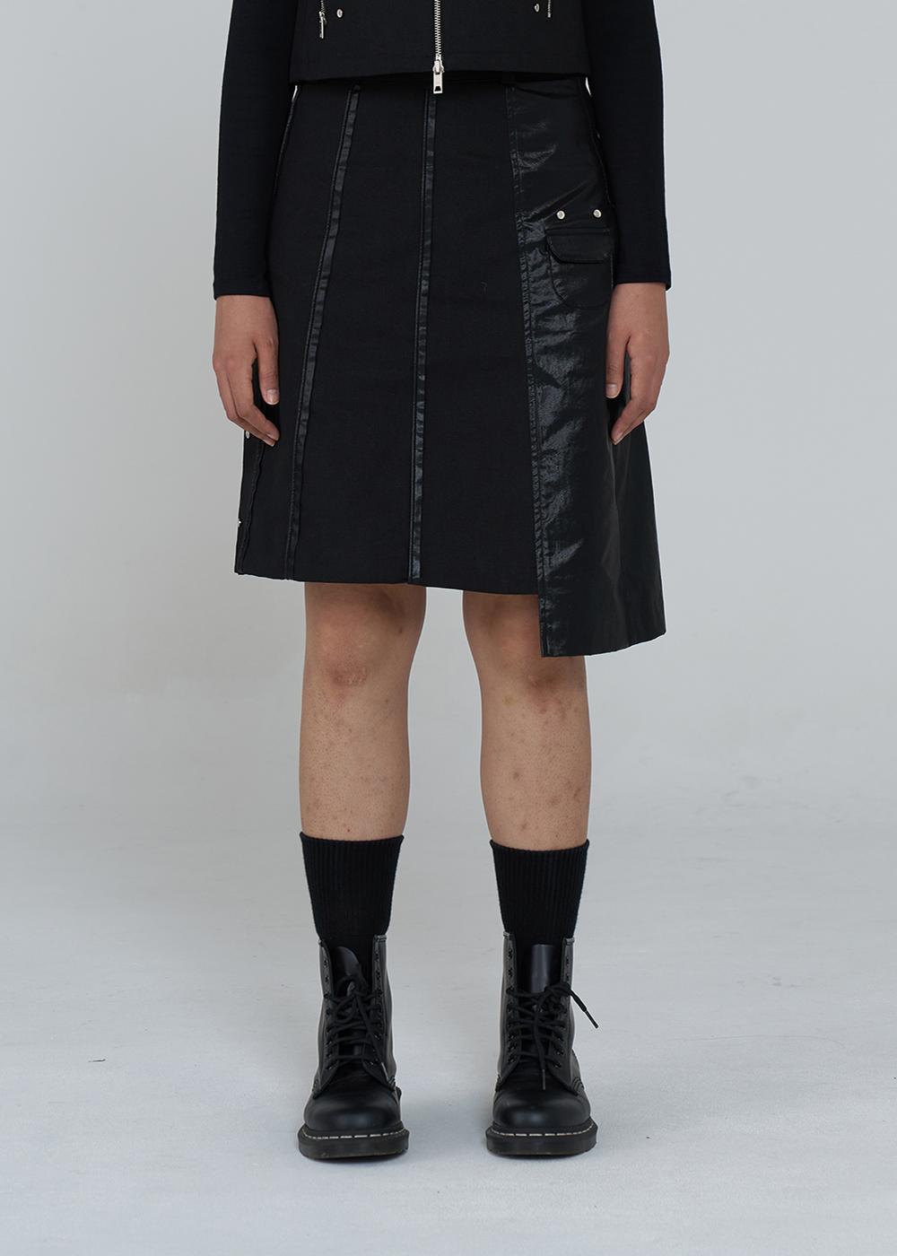 rivet line skirt _black
