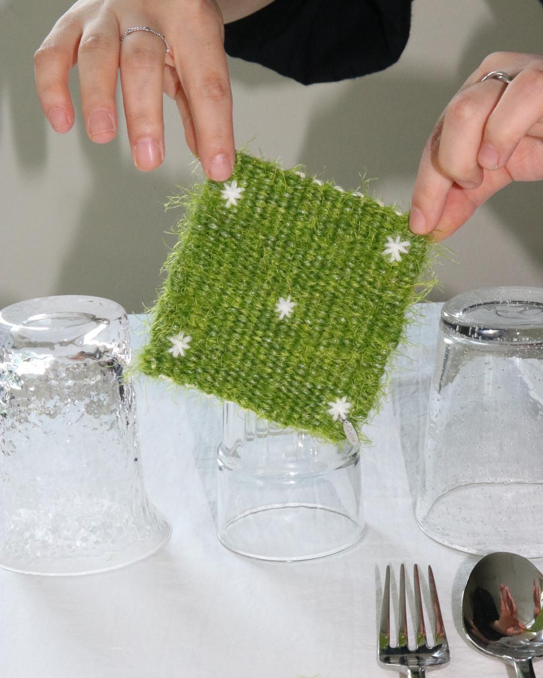 초록 빛 coaster (no. 1)