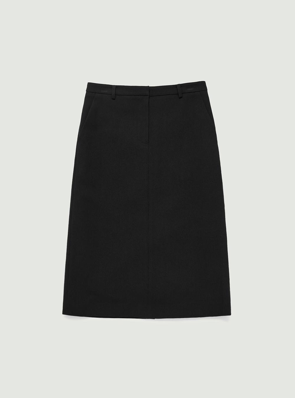 Classic midi skirt. Black