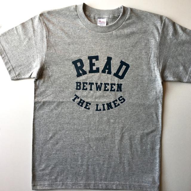 READ BETWEEN THE LINES  T-Shirts