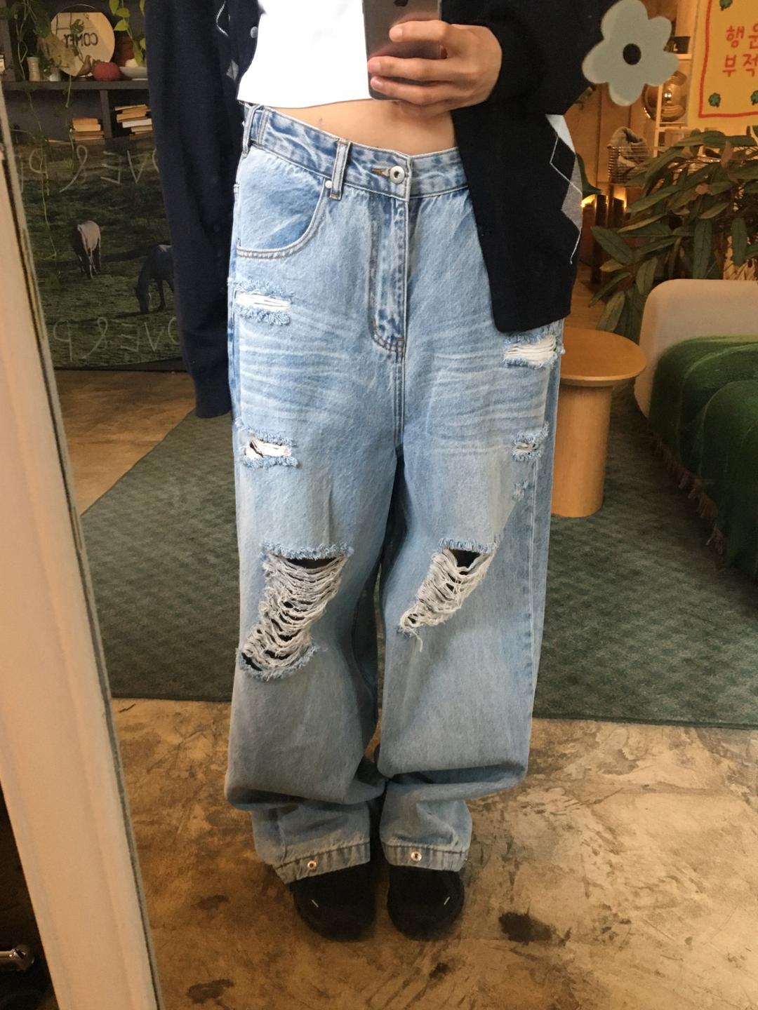 destroyed snap denim pants