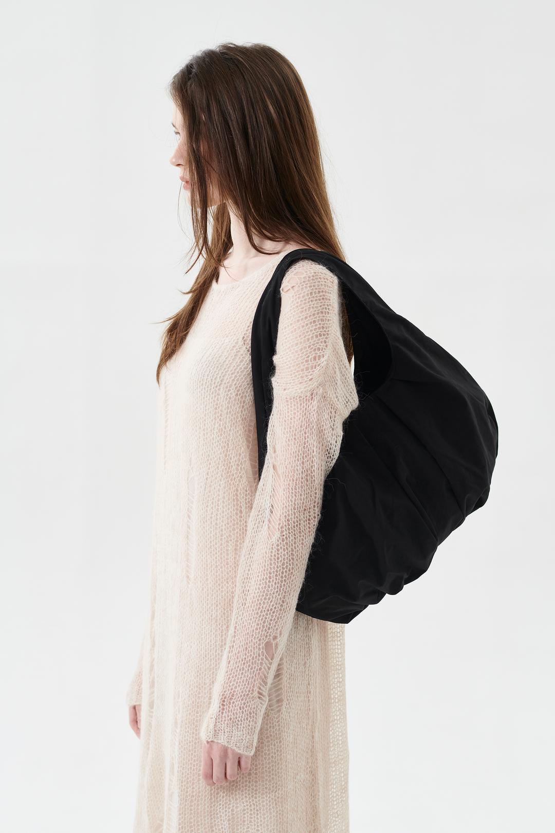 RUSTLING SHOULDER BAG [BLACK]