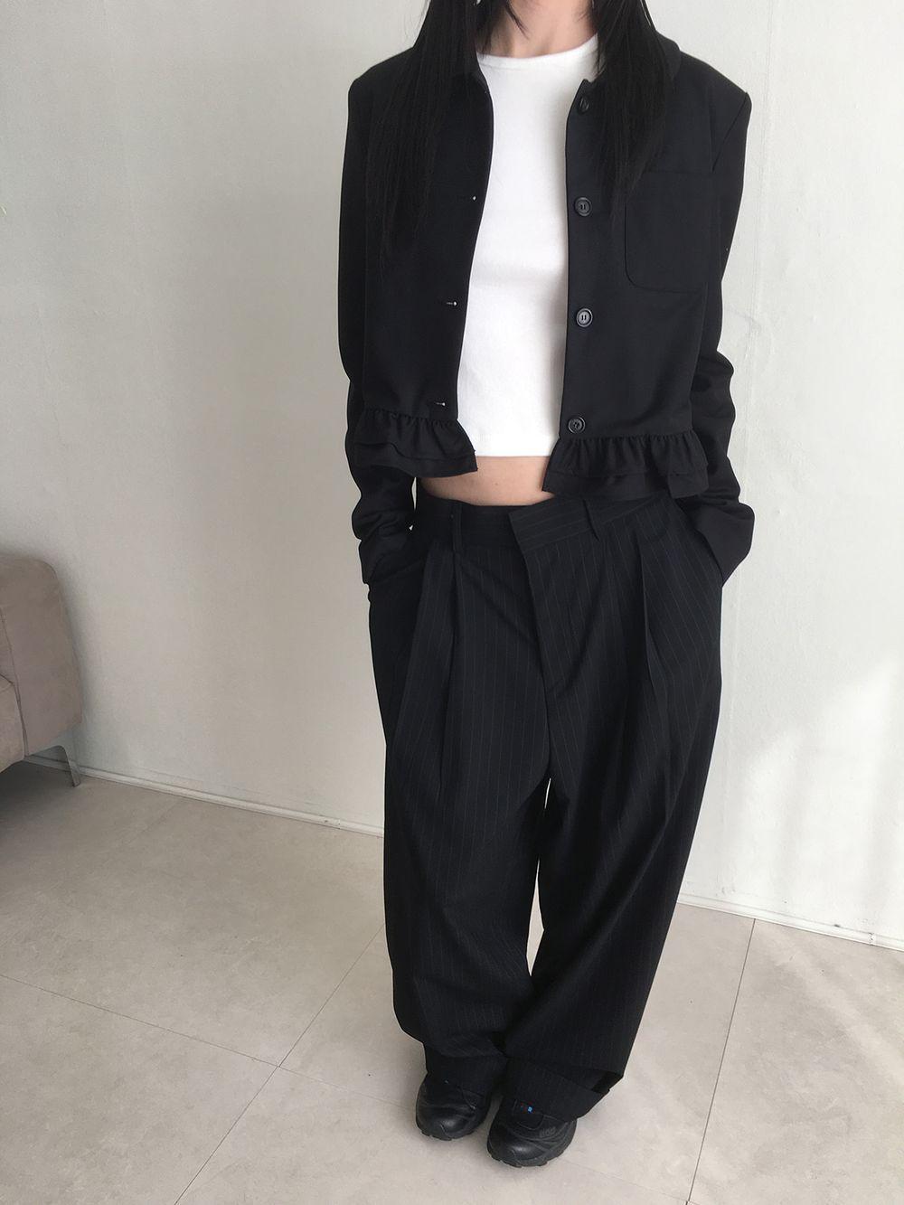 샵오르 (당일출고) 스트라이프 투턱 와이드 슬랙스(2colors)