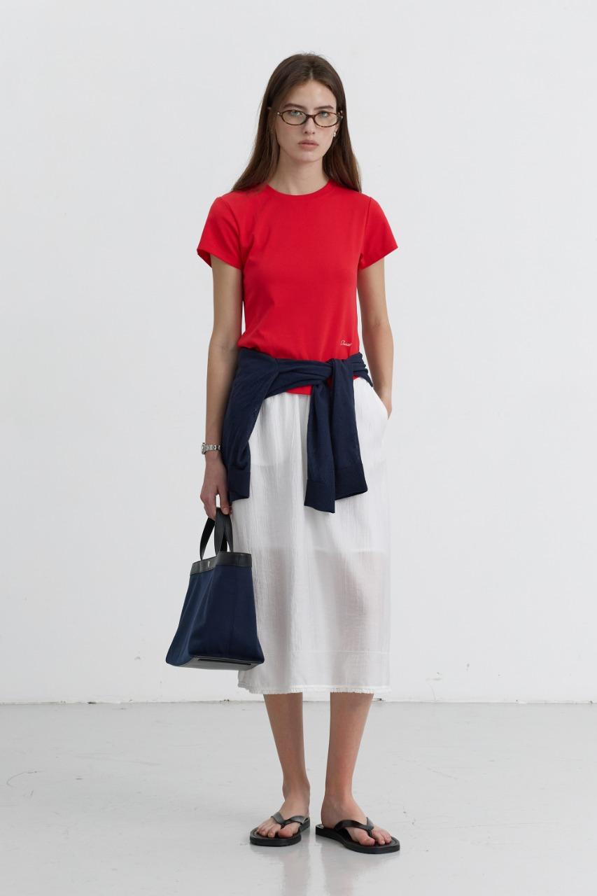CURVED HEM SLIM-FIT TOP RED