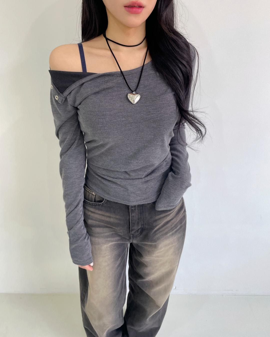 히피니 *y2k* [강추ෆ] 보트넥 원숄더 언발 오프숄더 어깨 단추 유넥 긴팔티 사계절 슬림핏 버튼t