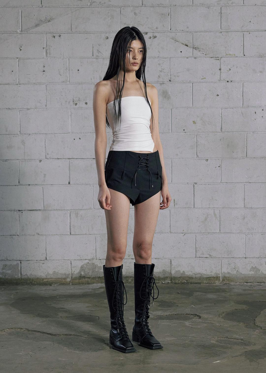 LACE UP SHORTS, BLACK