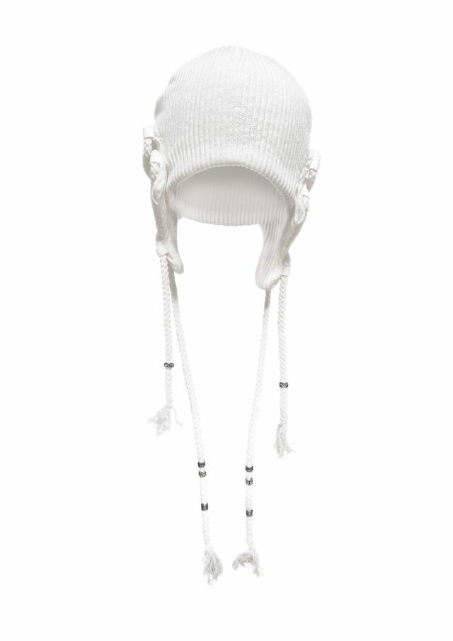 EARFLAP DRAG BEANIE . WHITE