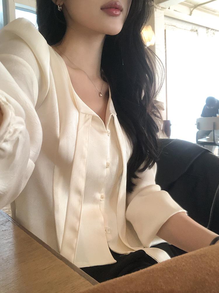 렌느 [당일발송/하객룩/레이어드] 리베르 타이 블라우스 (2colors)