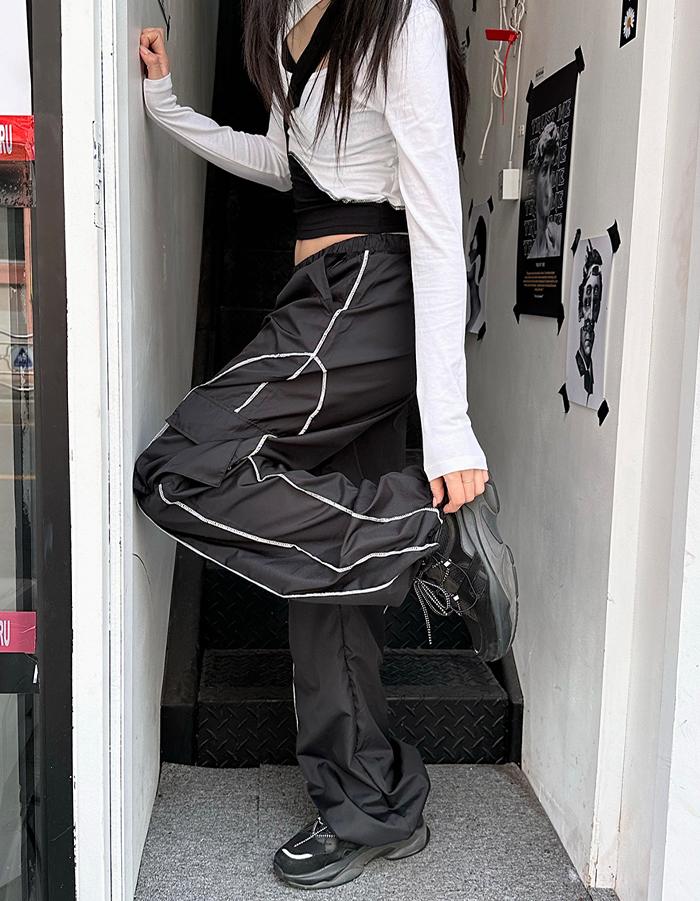 White line cargo pants