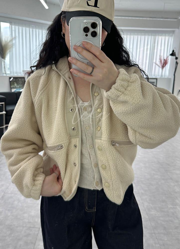 크롭 하이넥 스냅 후리스 플리스 점퍼- 아이보리 네이비