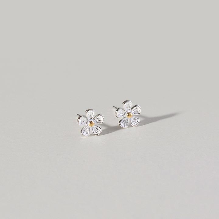 윙블링 925실버 미오 데이지 꽃 귀걸이
