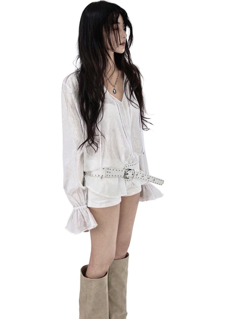 DANT WESTERN V-NECK TIE HALF BLOUSE 단트 웨스턴 브이넥 타이 하프 블라우스 (2COLORS)