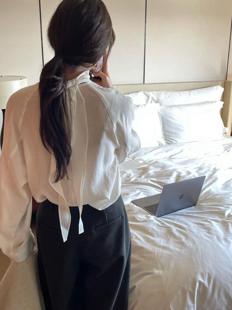 (연베이지,모카당일)25ss 브론즈 이프 블라우스(2color)