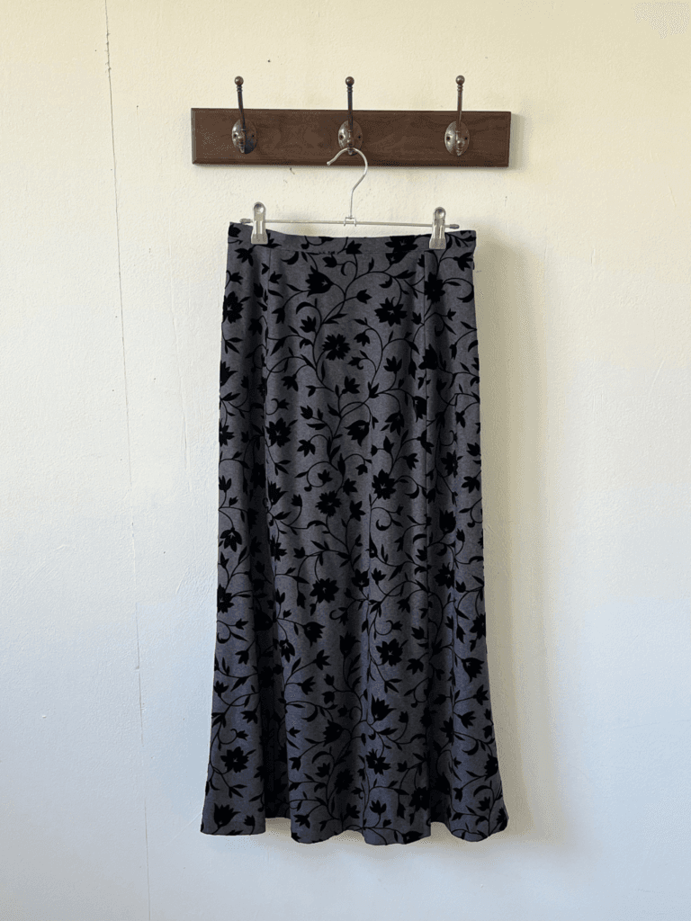 nuovoXnuovo art flower skirt