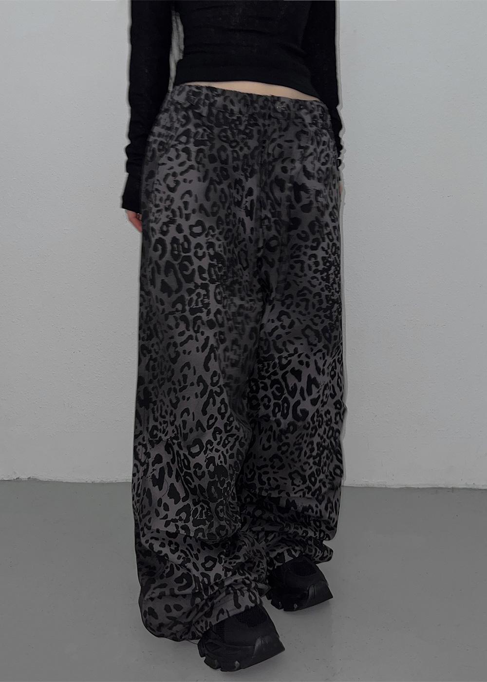 PERRY LEOPARD WIDE BANDING JOGGER PANTS / 페리 레오파드 와이드 밴딩 조거 팬츠