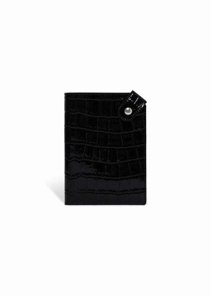 Matiere leather passport wallet Black