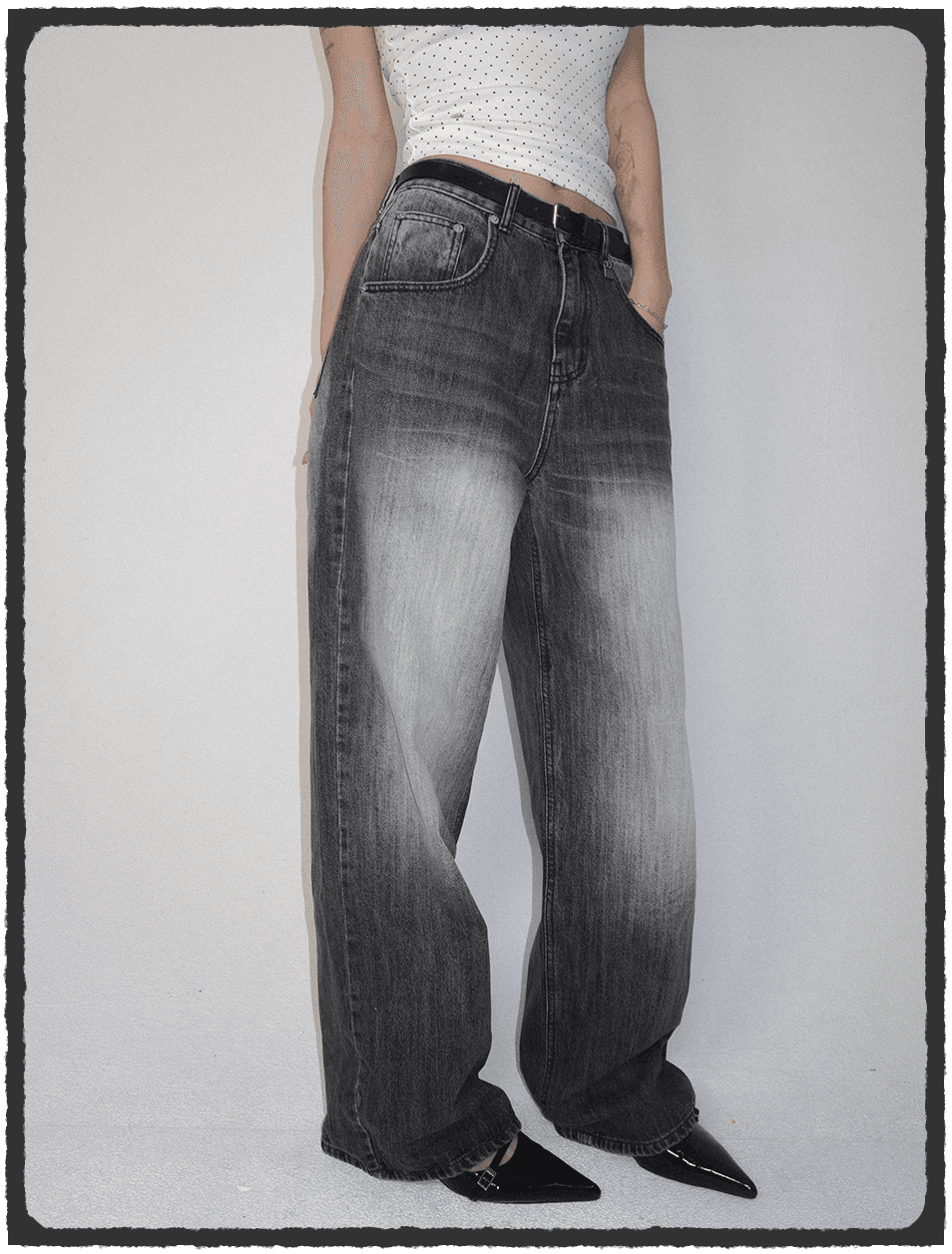 Low-Rise Wide Denim Jean - Grey Handbrush Washing