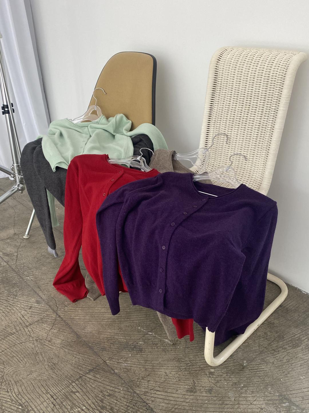 페르소비 [울55%🤎] 로아스 베이직 라운드 니트 가디건