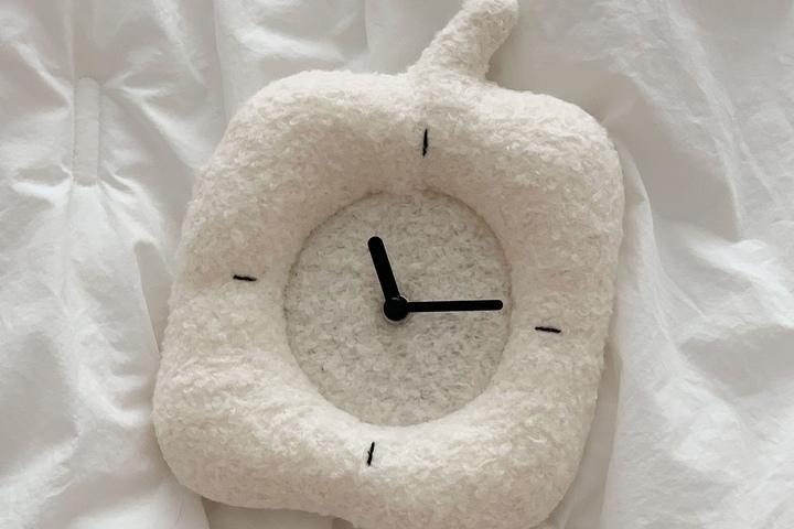 Apple Clock