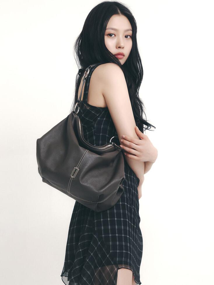 [고민시 PICK] Halfmoon Attache Shoulder M (하프문 아타쉬 숄더 미듐)_2colors