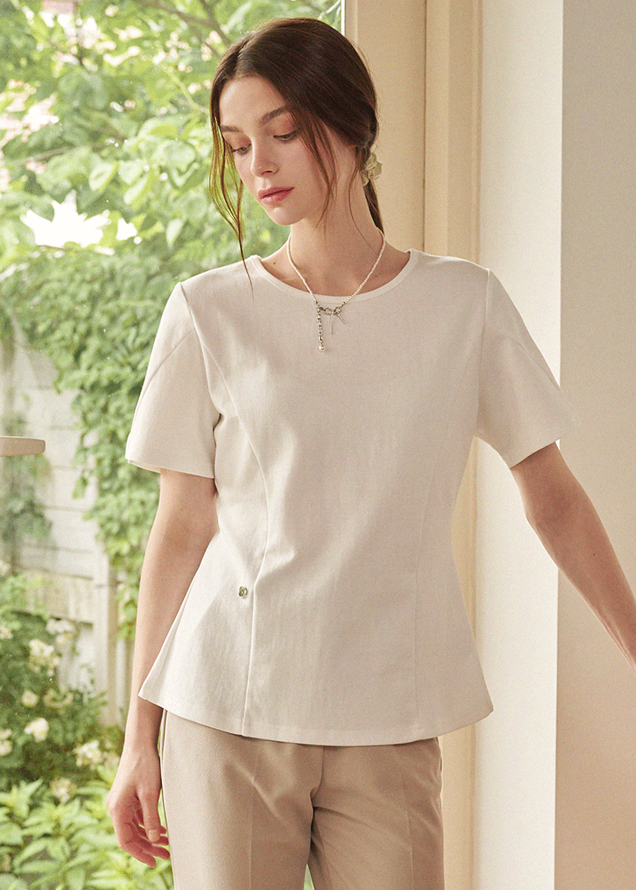 [44-120] Iberis Slit Line Tee 
