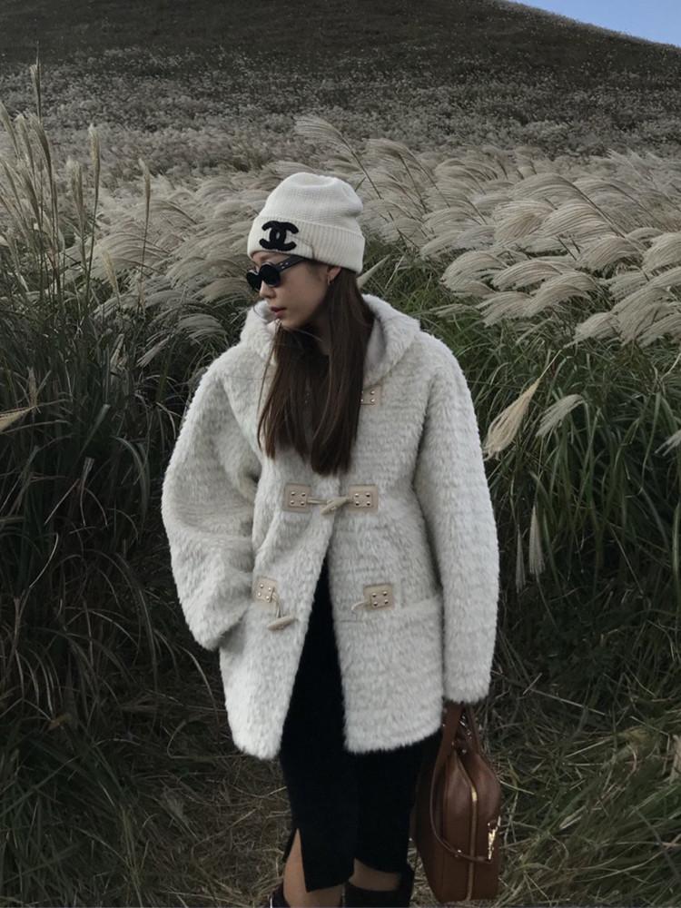 (아이당일) 위아 슈페너 더플 무스탕 2color